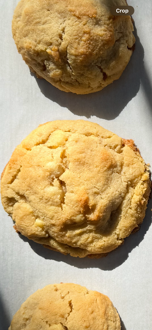 Macadamia White Chocolate